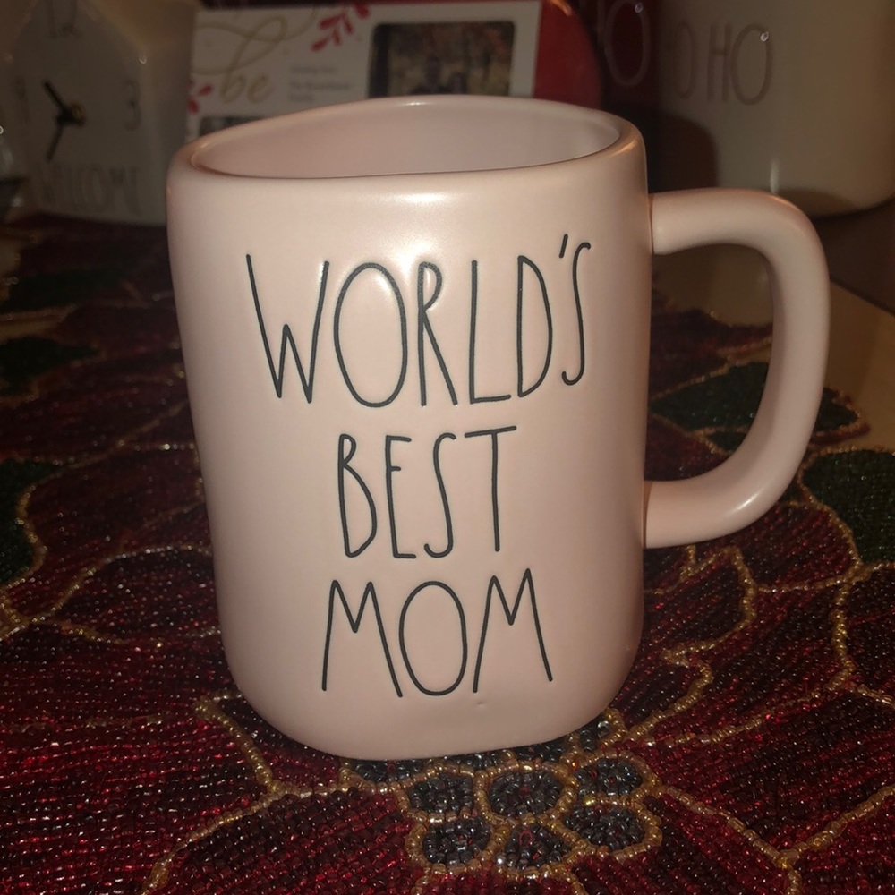 Rae Dunn WORLD’S BEST MOM Mug Pink